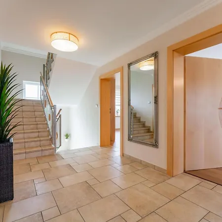 בית נופש Tina