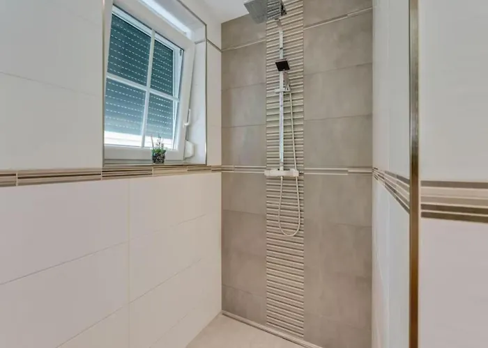 Tina * Kottmannsdorf